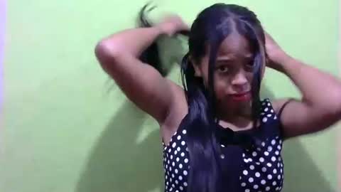 Snapshot of fleurtess_xx chatting on March 18, 2026, 3:53 am Claire online show from March 18, 2026, 3:53 am