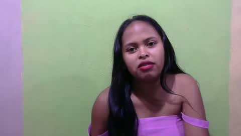Snapshot of fleurtess_xx chatting on April 23, 2026, 3:52 am Claire online show from April 23, 2026, 3:52 am
