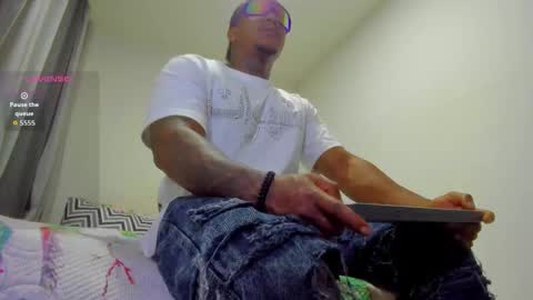 Snapshot of flex_taylor chatting on January 19, 2026, 5:22 am Flex Taylor online show from January 19, 2026, 5:22 am