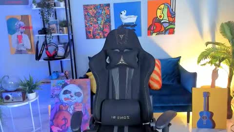 Snapshot of flexyfoxy chatting on November 26, 2025, 11:44 am Flexyfoxy online show from November 26, 2025, 11:44 am