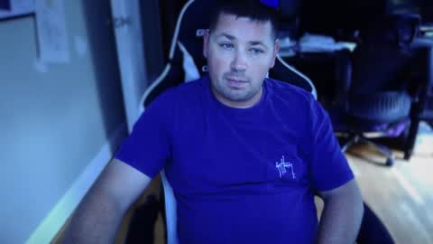 Snapshot of flguy_mike chatting on January 7, 2026, 7:38 pm FL guy online show from January 7, 2026, 7:38 pm