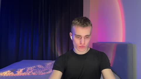 Snapshot of flikyy chatting on December 14, 2025, 10:03 pm flikyy online show from December 14, 2025, 10:03 pm