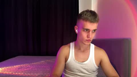 Snapshot of flikyy chatting on March 2, 2026, 11:06 am flikyy online show from March 2, 2026, 11:06 am