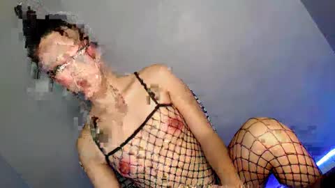 Snapshot of flirt_with_me28 chatting on March 2, 2025, 2:21 pm Suzy online show from March 2, 2025, 2:21 pm