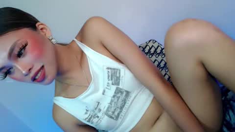 Snapshot of flirt_with_me28 chatting on October 9, 2025, 1:53 pm Suzy online show from October 9, 2025, 1:53 pm