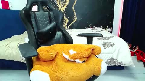 flirtdeea online show from March 11, 2026, 7:31 pm