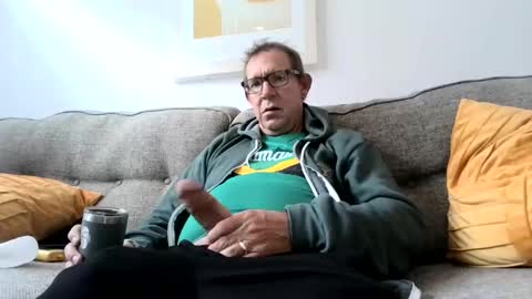 Flickrbrite online show from December 17, 2024, 5:15 pm