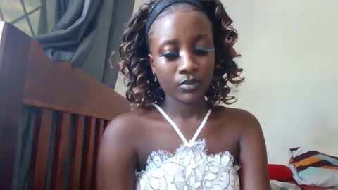 Snapshot of flirty_arrya chatting on April 10, 2026, 11:15 am flirty_arrya online show from April 10, 2026, 11:15 am