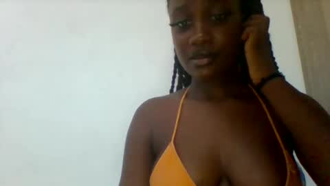 Snapshot of flirty_arrya chatting on April 21, 2026, 10:43 am flirty_arrya online show from April 21, 2026, 10:43 am