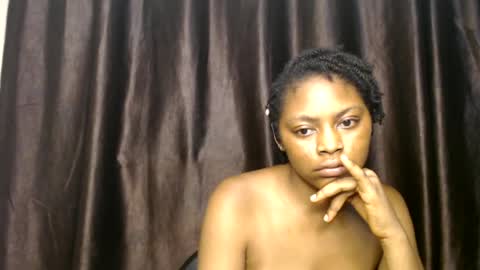 Snapshot of flirty_xxbonny chatting on June 15, 2026, 1:30 am flirty_xxbonny online show from June 15, 2026, 1:30 am