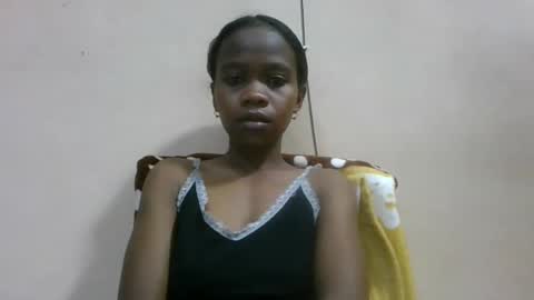 flora48230522373 online show from May 19, 2026, 2:51 am
