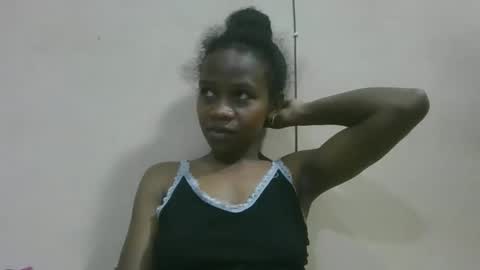flora48230522373 online show from May 30, 2026, 6:49 pm