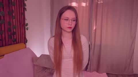 Snapshot of floralarsson chatting on April 30, 2026, 4:19 am hey there guys im Flora no not the one from WInx. But I love magical stuff and especially I love nature. I dont know I thin online show from April 30, 2026, 4:19 am