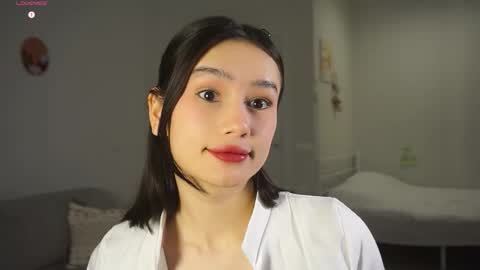 Viola online show from November 16, 2025, 4:29 am