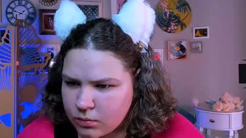 florenceanderson_ online show from September 17, 2025, 7:21 am