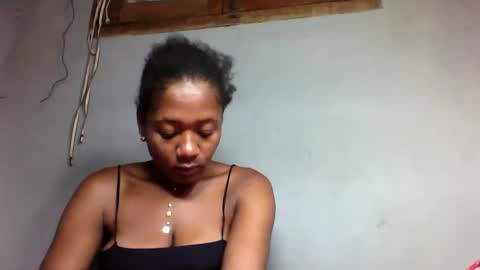 florencia011 online show from February 15, 2025, 3:09 am