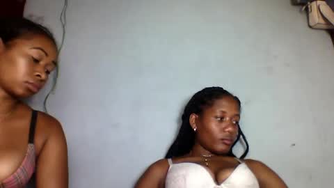 florencia011 online show from February 20, 2025, 8:47 pm