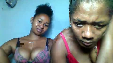 florencia011 online show from February 27, 2025, 10:48 am