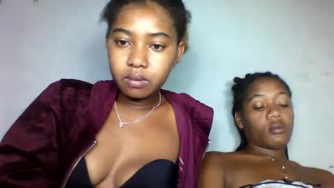 florencia011 online show from March 8, 2025, 1:39 am