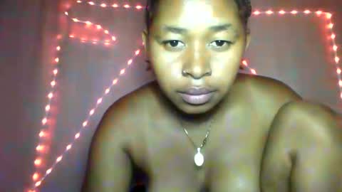 florencia011 online show from October 17, 2025, 6:54 pm