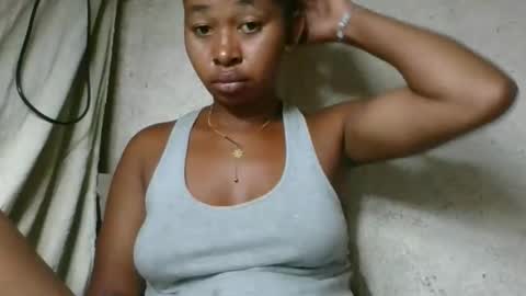 florencia011 online show from March 14, 2026, 11:04 am