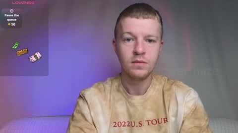 Snapshot of flower_haze chatting on February 2, 2025, 3:21 am Alexander online show from February 2, 2025, 3:21 am