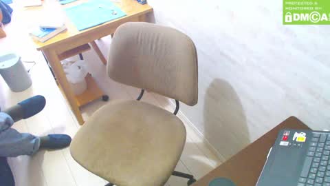 flowerbox online show from February 16, 2025, 3:47 am