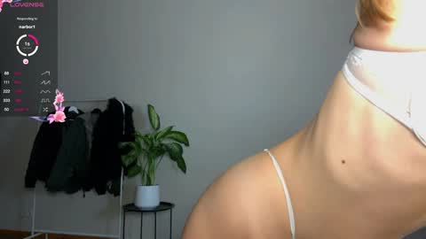 Snapshot of flowercandy33 chatting on December 28, 2024, 5:14 pm Flower online show from December 28, 2024, 5:14 pm