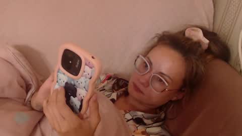 say meow and send tip  online show from July 9, 2026, 2:43 pm