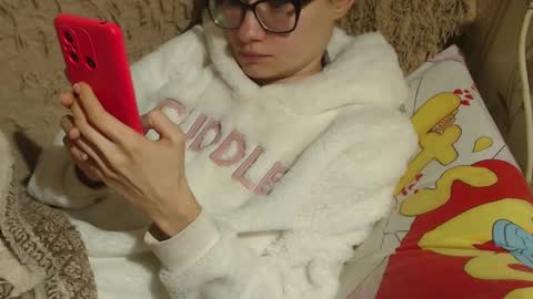 Snapshot of flowercandydoll13 chatting on January 18, 2025, 9:55 pm say meow and send tip online show from January 18, 2025, 9:55 pm