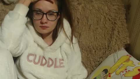 Snapshot of flowercandydoll13 chatting on January 19, 2025, 11:32 pm say meow and send tip online show from January 19, 2025, 11:32 pm