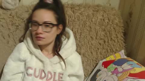 Snapshot of flowercandydoll13 chatting on February 7, 2025, 1:53 pm say meow and send tip online show from February 7, 2025, 1:53 pm