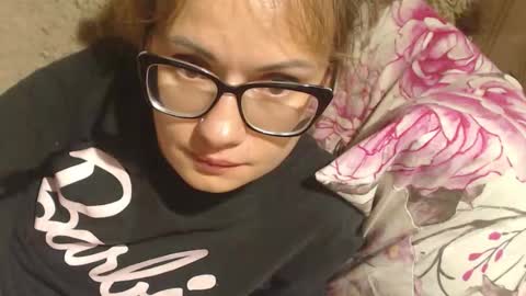 Snapshot of flowercandydoll13 chatting on September 16, 2025, 10:22 pm say meow and send tip online show from September 16, 2025, 10:22 pm