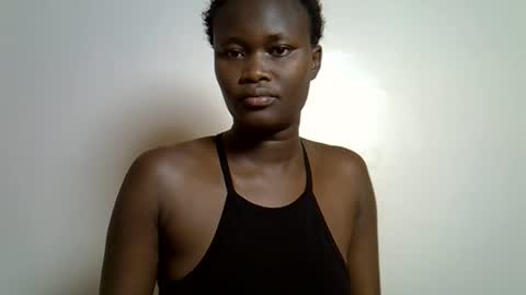 flowerdiva002 online show from October 29, 2025, 7:21 am