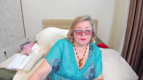 Flowerlower online show from February 12, 2025, 1:59 pm