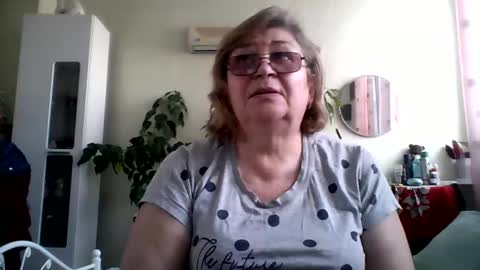 Flowerlower online show from February 23, 2025, 6:28 am