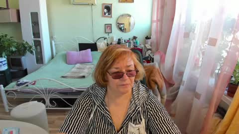 Flowerlower online show from April 9, 2026, 6:41 am