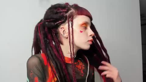 Snapshot of flowerofsin2001 chatting on March 2, 2025, 3:27 pm Flower online show from March 2, 2025, 3:27 pm