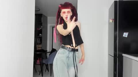 Snapshot of flowerofsin2001 chatting on March 11, 2025, 7:47 pm Flower online show from March 11, 2025, 7:47 pm