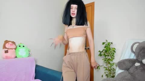 Snapshot of flowerofsin2001 chatting on September 15, 2025, 2:17 pm Flower online show from September 15, 2025, 2:17 pm