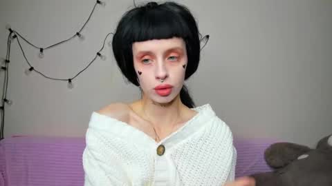 Snapshot of flowerofsin2001 chatting on October 10, 2025, 3:00 pm Flower online show from October 10, 2025, 3:00 pm