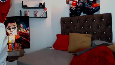 flowers109 online show from January 12, 2025, 10:33 pm