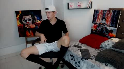 flowers109 online show from January 31, 2025, 9:26 pm