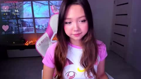 Snapshot of fluffy_rose chatting on November 22, 2025, 12:53 am Rose online show from November 22, 2025, 12:53 am