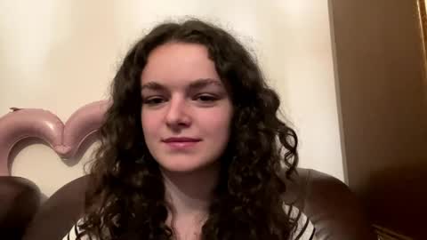 Anna online show from June 5, 2026, 8:47 pm
