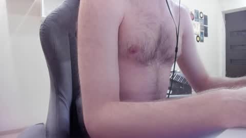 Snapshot of fluffycat_ chatting on February 9, 2025, 9:58 am fluffycat online show from February 9, 2025, 9:58 am