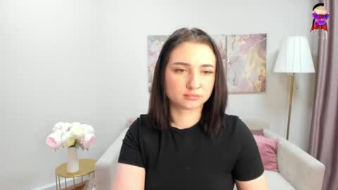 Lina online show from May 14, 2026, 12:17 am