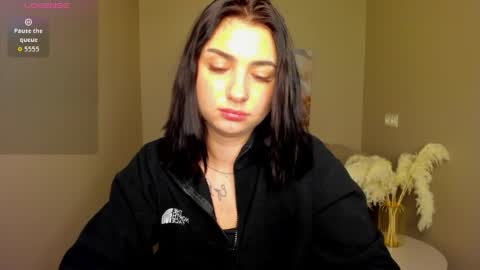 Lina online show from May 23, 2026, 12:05 am