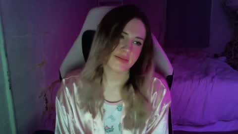 Flux online show from October 8, 2025, 1:20 pm