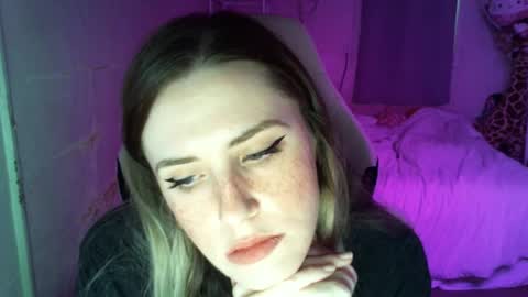 Flux online show from October 20, 2025, 1:22 pm